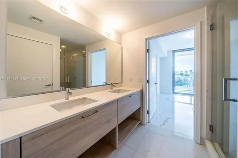 16385 Biscayne Boulevard North Miami Beach FL 33160