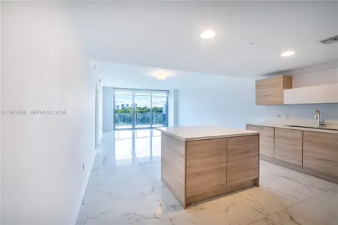 16385 Biscayne Boulevard North Miami Beach FL 33160