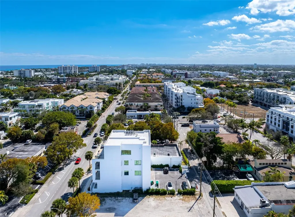 246 NE 6th Avenue Delray Beach FL 33483