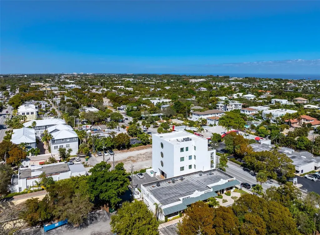 246 NE 6th Avenue Delray Beach FL 33483