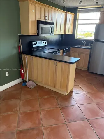 1801 S Treasure Drive North Bay Village FL 33141