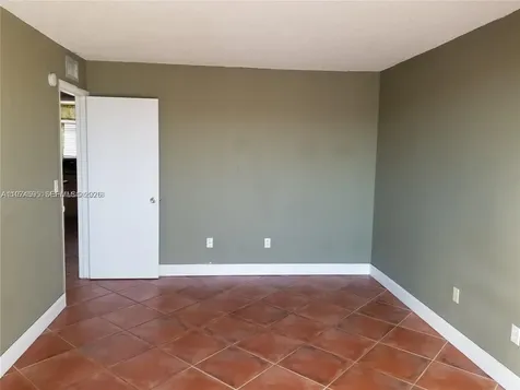 1801 S Treasure Drive North Bay Village FL 33141