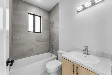 21955 SW 124ave Miami FL 33170