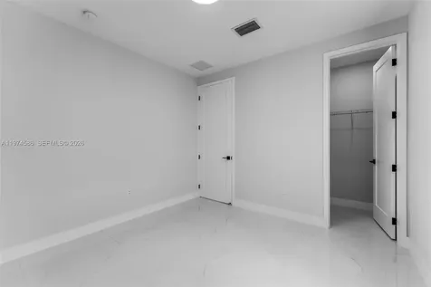 21955 SW 124ave Miami FL 33170