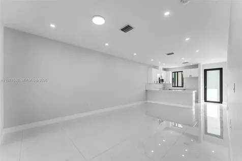 21955 SW 124ave Miami FL 33170