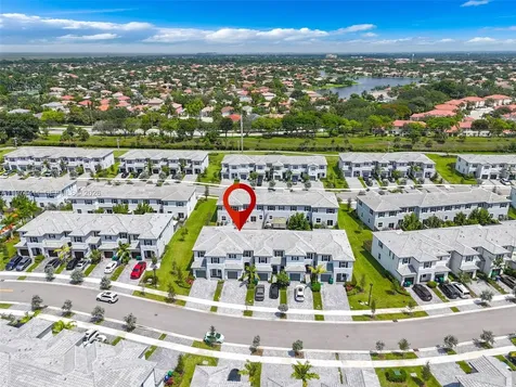 11927 NW 46th Street Coral Springs FL 33076
