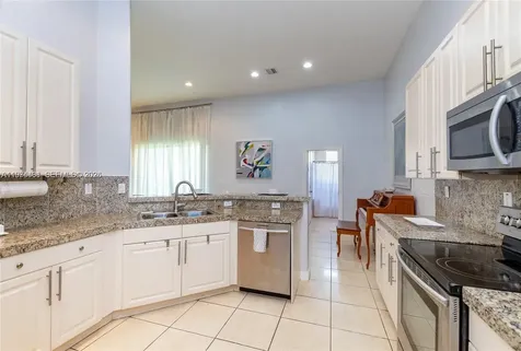 7408 SW 189th Terrace Cutler Bay FL 33157