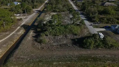 6001 N Laura Lehigh Acres FL 33971