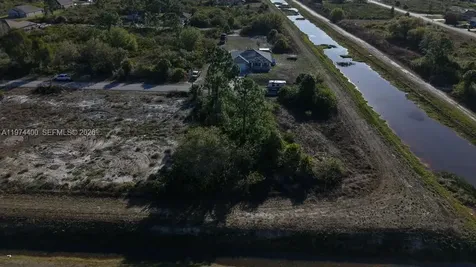 6001 N Laura Lehigh Acres FL 33971