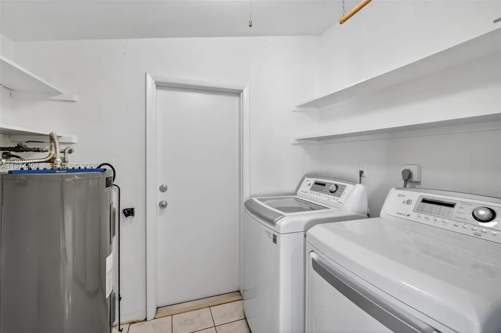 5650-5652 NE 17 Terrace, NE 17th Terrace Fort Lauderdale FL 33334