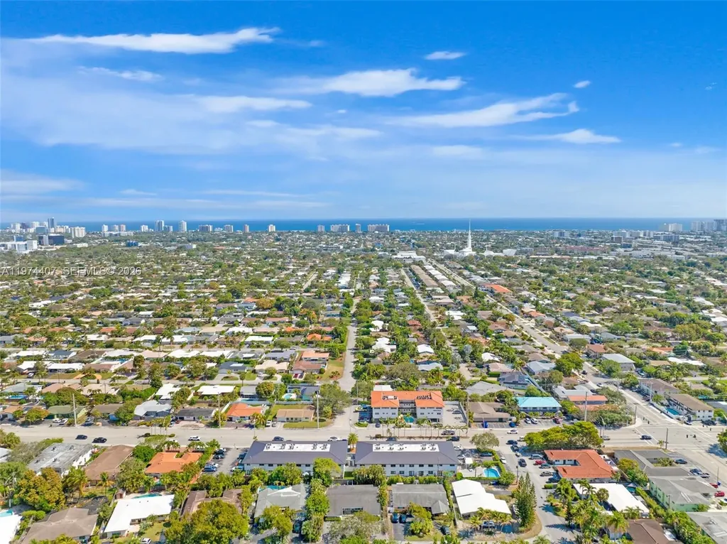 5650-5652 NE 17 Terrace, NE 17th Terrace Fort Lauderdale FL 33334