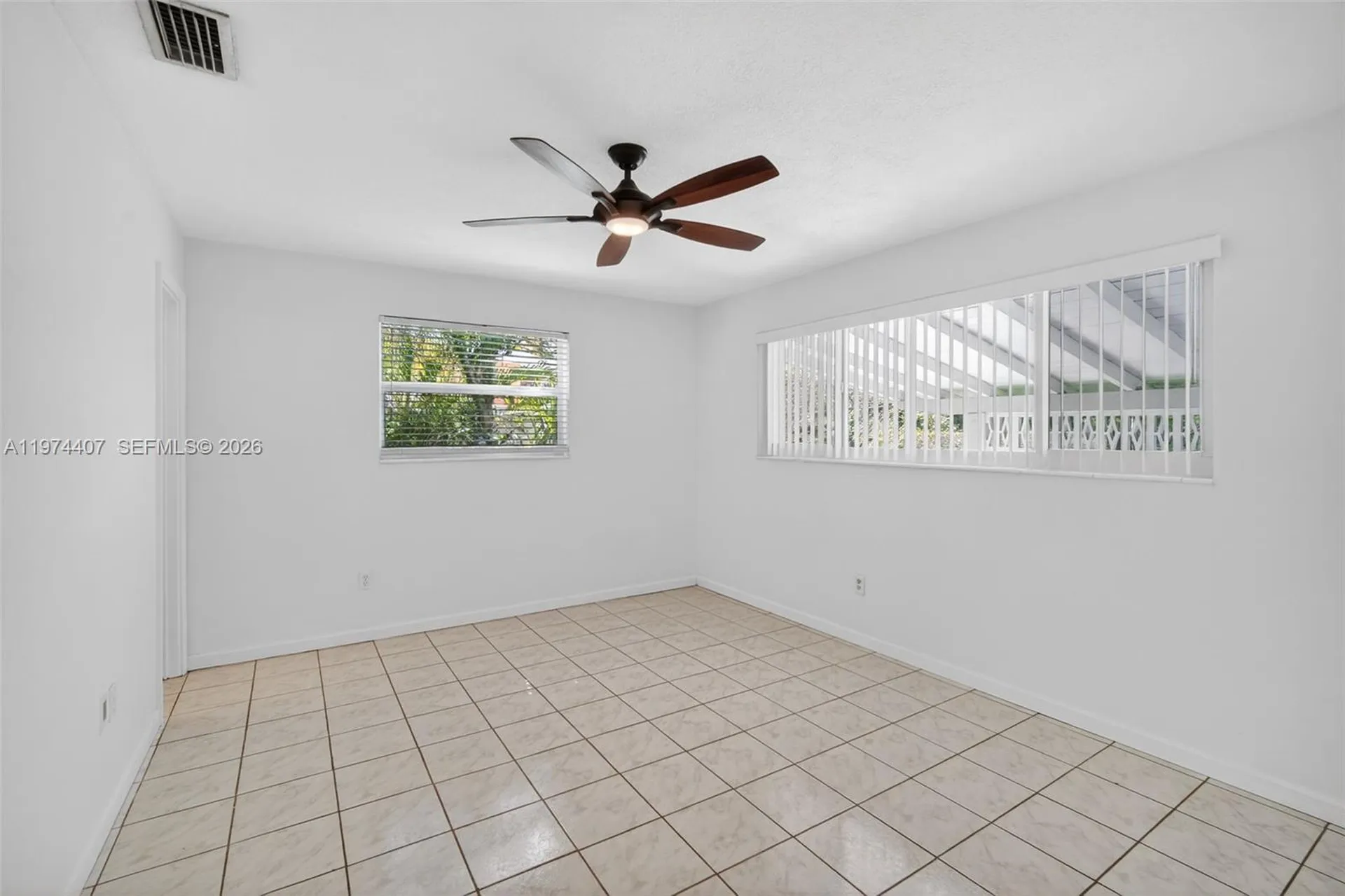 5650-5652 NE 17 Terrace, NE 17th Terrace Fort Lauderdale FL 33334