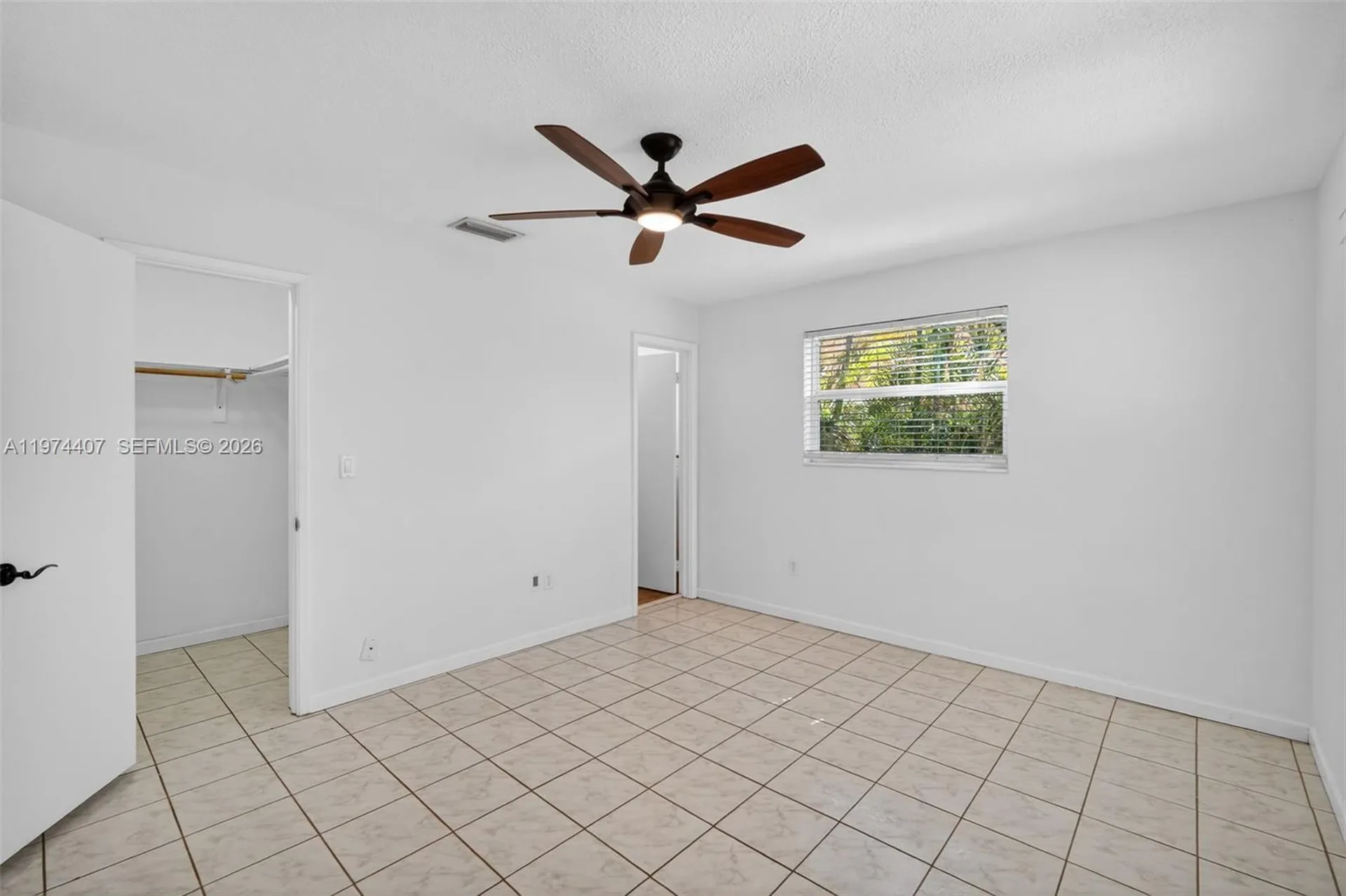 5650-5652 NE 17 Terrace, NE 17th Terrace Fort Lauderdale FL 33334