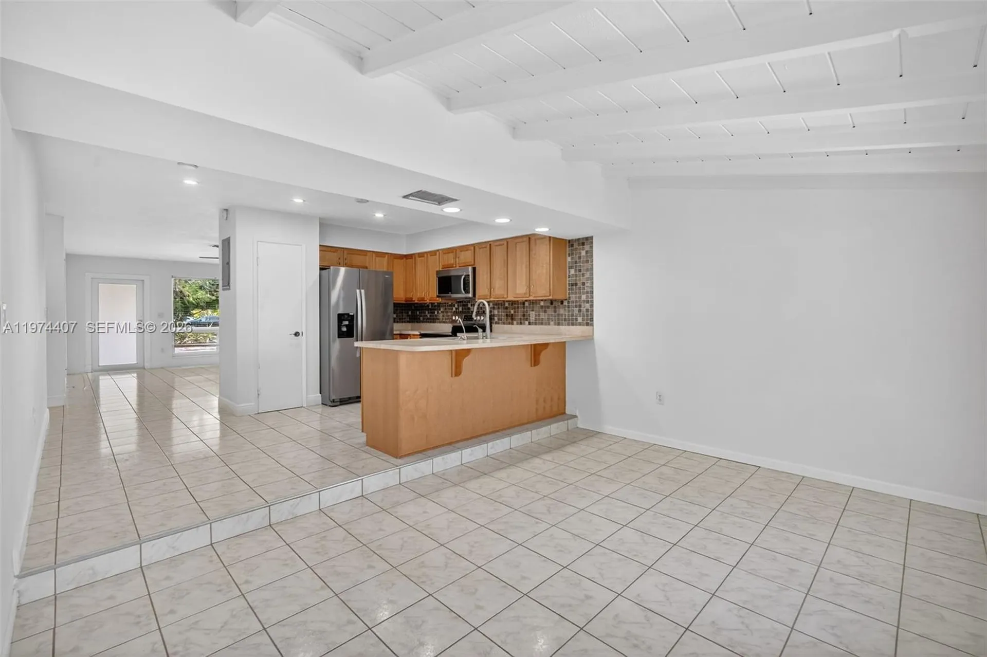 5650-5652 NE 17 Terrace, NE 17th Terrace Fort Lauderdale FL 33334
