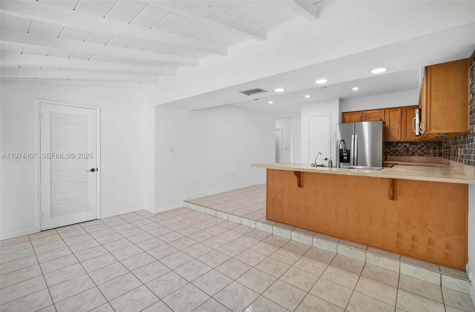 5650-5652 NE 17 Terrace, NE 17th Terrace Fort Lauderdale FL 33334