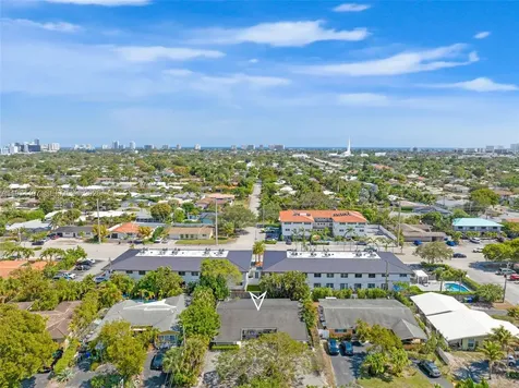 5650-5652 NE 17 Terrace, NE 17th Terrace Fort Lauderdale FL 33334