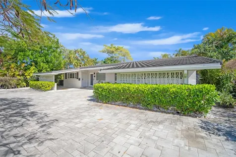 5650-5652 NE 17 Terrace, NE 17th Terrace Fort Lauderdale FL 33334