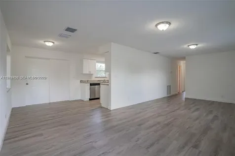 650 SW 29th Avenue Fort Lauderdale FL 33312