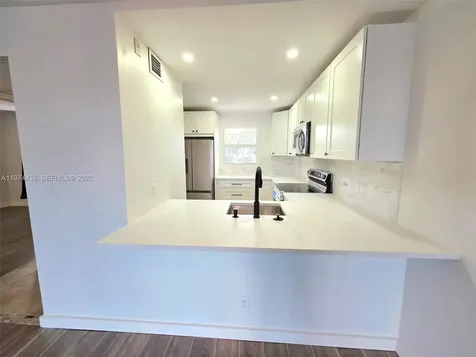 108 Royal Park Drive Oakland Park FL 33309