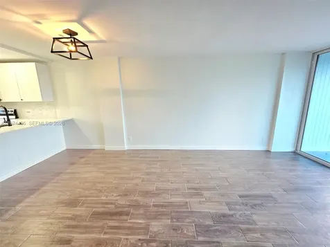 108 Royal Park Drive Oakland Park FL 33309