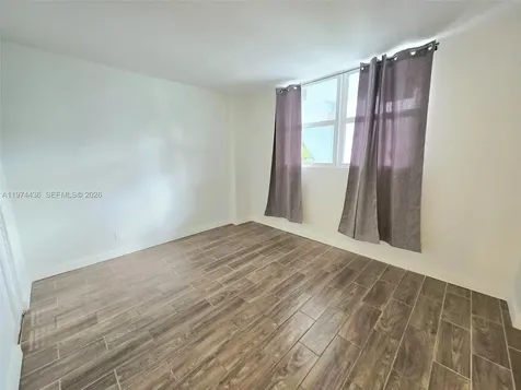 108 Royal Park Drive Oakland Park FL 33309