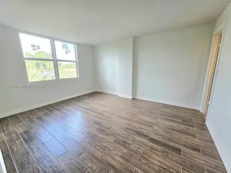 108 Royal Park Drive Oakland Park FL 33309