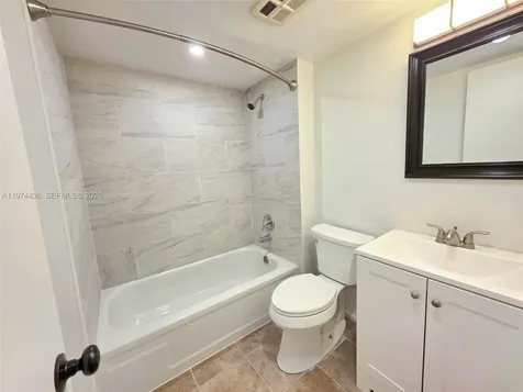 108 Royal Park Drive Oakland Park FL 33309