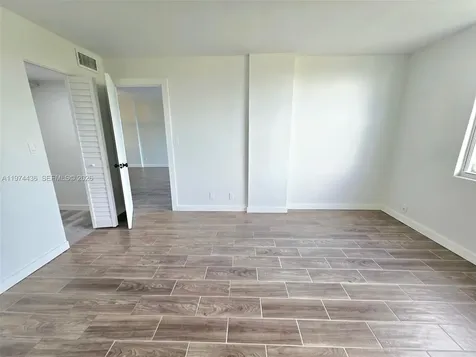 108 Royal Park Drive Oakland Park FL 33309