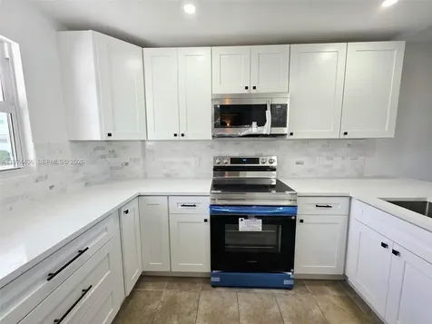108 Royal Park Drive Oakland Park FL 33309