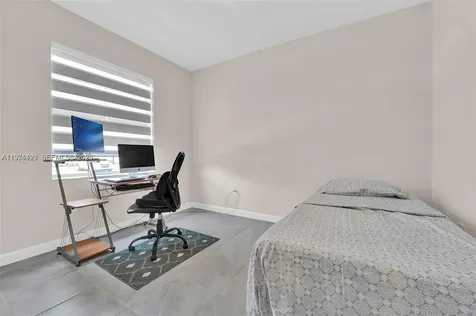 1757 SE 26th Terrace Homestead FL 33035