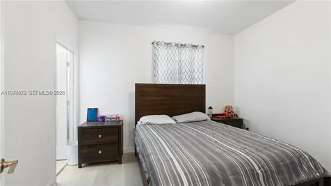 1757 SE 26th Terrace Homestead FL 33035