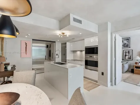 9521 E Bay Harbor Drive Bay Harbor Islands FL 33154