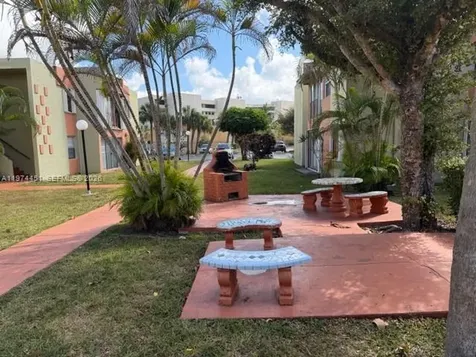 9390 W Flagler Street Miami FL 33174