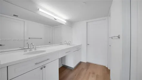 555 NE 34th Street Miami FL 33137