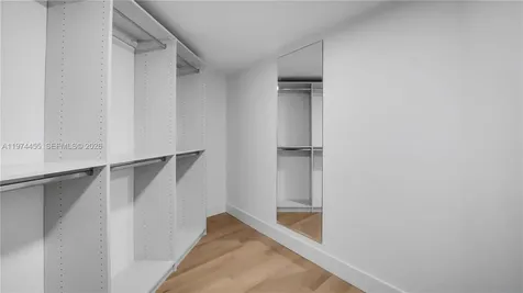 555 NE 34th Street Miami FL 33137