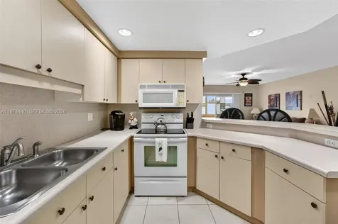 4401 Crystal Lake Drive Deerfield Beach FL 33064
