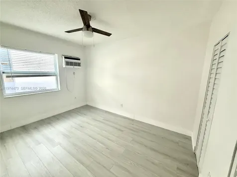1043 NW 2nd Street Miami FL 33128