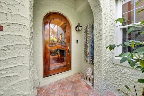 1720 Espanola Drive Miami FL 33133
