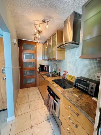 1255 Collins Avenue Miami Beach FL 33139
