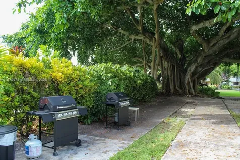 2900 N Palm Aire Drive Pompano Beach FL 33069