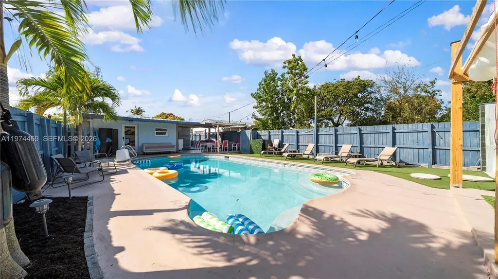 1300 NW 7th Avenue Fort Lauderdale FL 33311