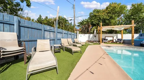 1300 NW 7th Avenue Fort Lauderdale FL 33311