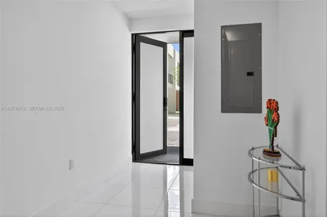 5467 W Oak Way Dania Beach FL 33314
