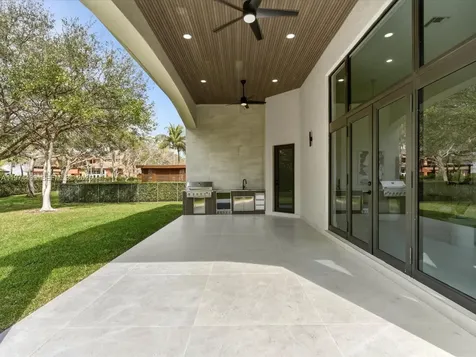 3303 W Stonebrook Circle Davie FL 33330