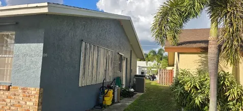 565 NW 54th Street Boca Raton FL 33487