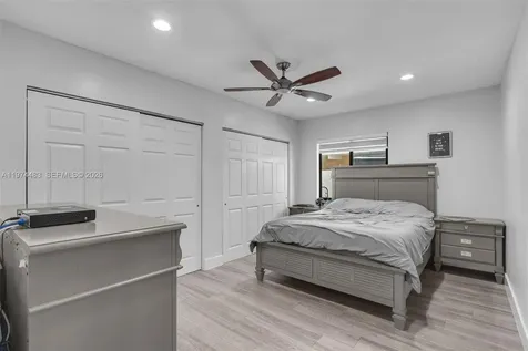 42 W 44th Street Hialeah FL 33012