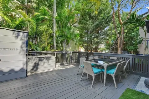 2723 NE 164th Street North Miami Beach FL 33160