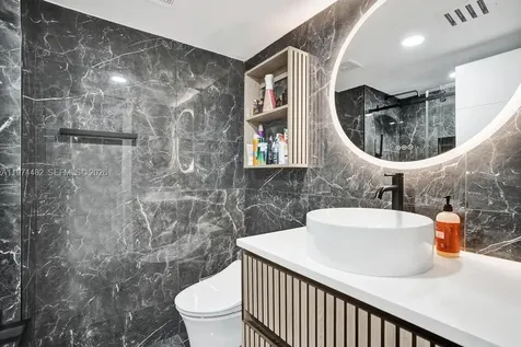 2723 NE 164th Street North Miami Beach FL 33160