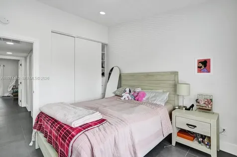 2723 NE 164th Street North Miami Beach FL 33160