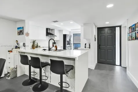 2723 NE 164th Street North Miami Beach FL 33160